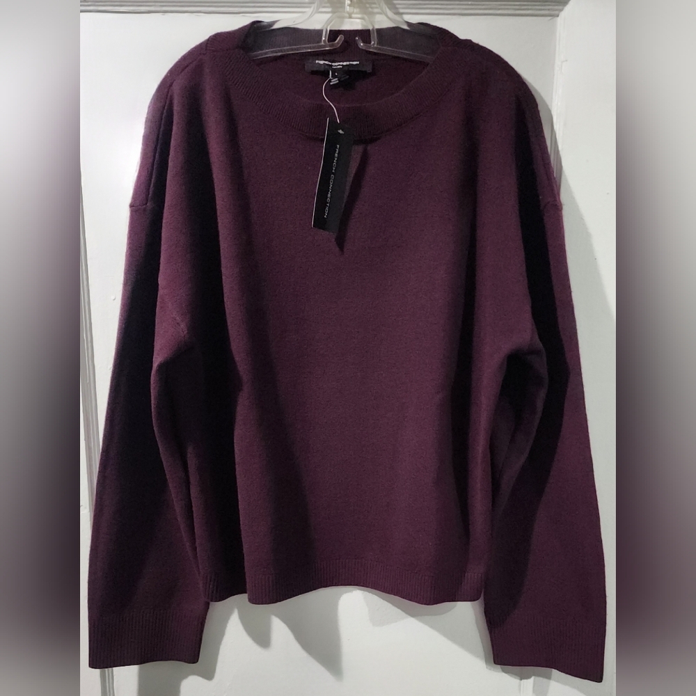 🪻French Connection Rich Plum Crew Neck Sweater🪻 size L